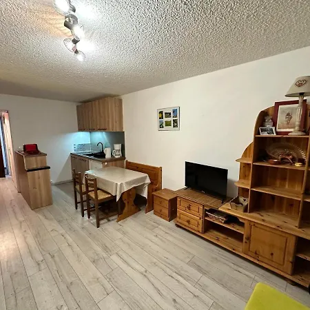 Avec Jardinet A Correncon, Navette Gratuite, Proche Village Et Pistes De - Fr-1-515-52 Correncon-en-Vercors